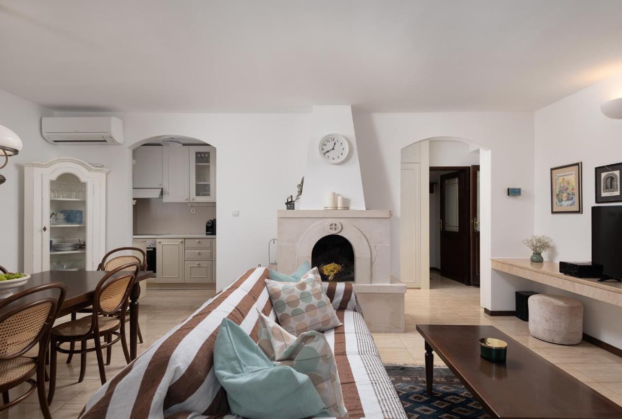 Heritage House Dvor Sutivan Kültér fotó